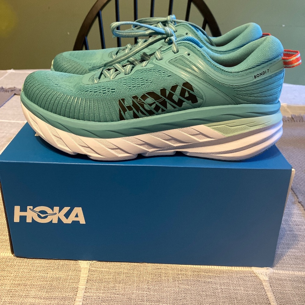 HOKA BONDI 7 8D
